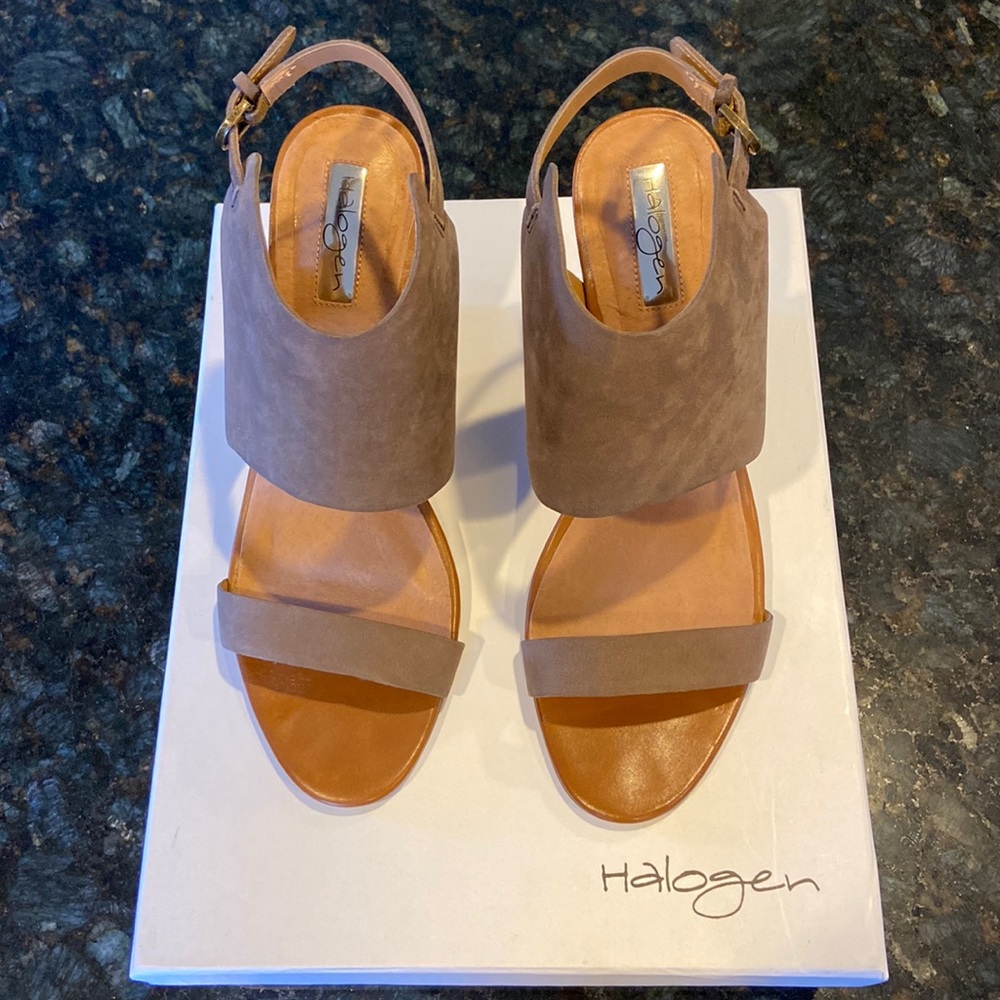 Women’s Halogen Brown (mushroom color) wedge sandals. Size 8.5 Adjustable Strap